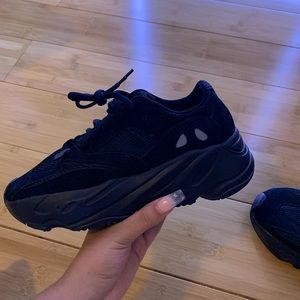 Boost yeezy 700